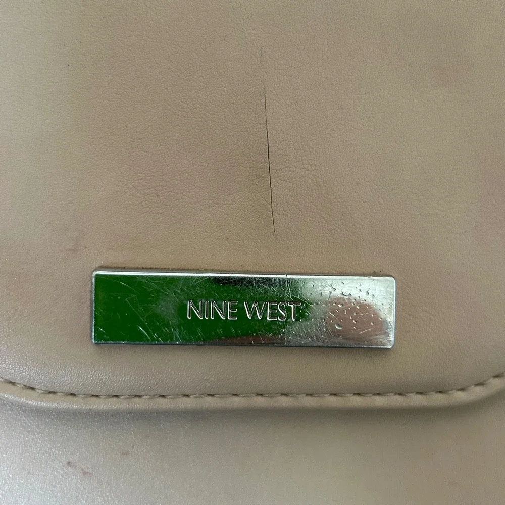 Nine West Tan Faux Leather Crossbody Wallet Bag Silver Tone Hardware